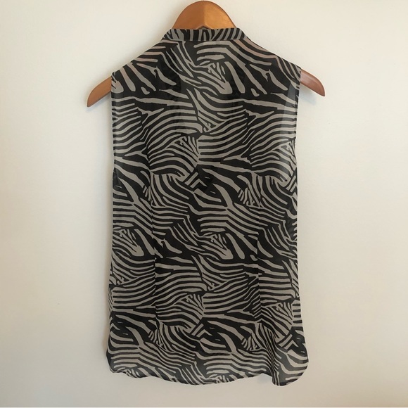 H&M Crossover Tank - Picture 5 of 6